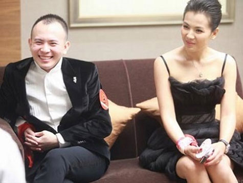 Nhiều người cho rằng cô kết hôn vì tiền nhưng người đẹp bỏ ngoài tai tất cả để tận hưởng hạnh phúc của mình.