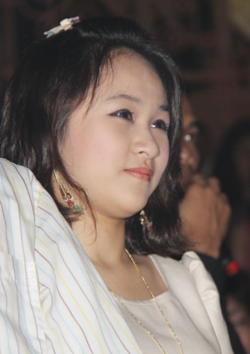 Thiên Thanh thừa hưởng những nét đẹp của cả bố và mẹ.