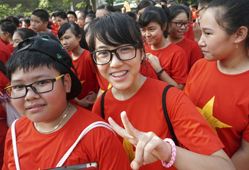 Những em học sinh lớp 8 nhí nhố.