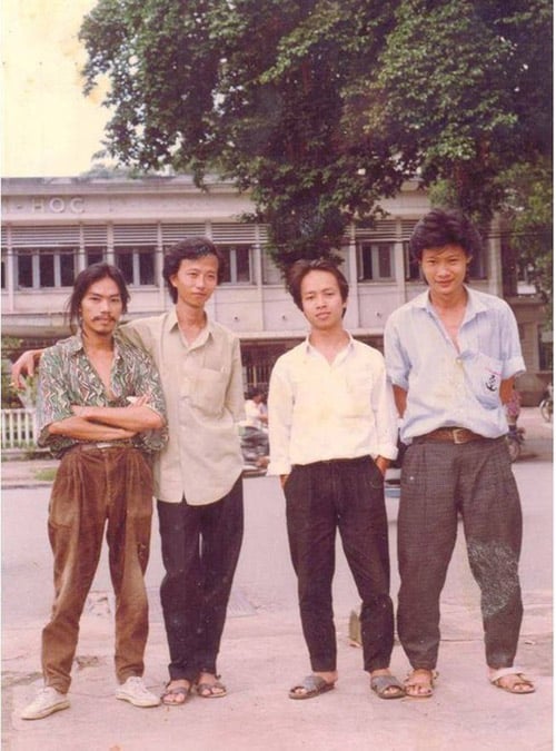 Sinh viên ĐH Kiến trúc những năm 1990 rất lãng tử.