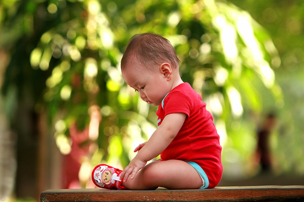 Cậu ấy đang làm gì vậy nhỉ?
