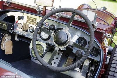 Nội thất của Lagonda LG45R Rapide được chế tạo từ năm 1936 và vẫn giữ được như thiết kế ban đầu.