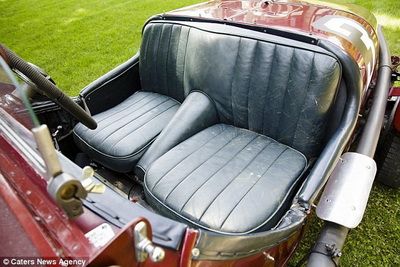 Xe được trang bị động cơ V12 mạnh mẽ và vẫn hoạt động tốt cho đến nay nhờ được bảo dưỡng thường xuyên.