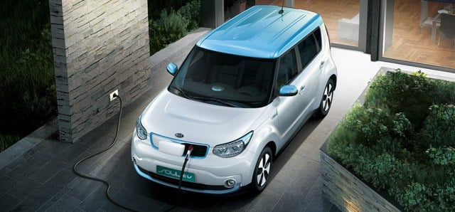 Một phiên bản màu sơn khác của Soul EV 2015.