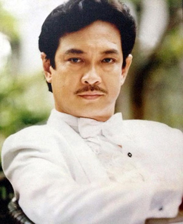 Khi ấy, mỗi khi muốn khen ngợi ngoại hình của phái mạnh, người Sài Thành lại so sánh 'đẹp trai như Chánh Tín'.