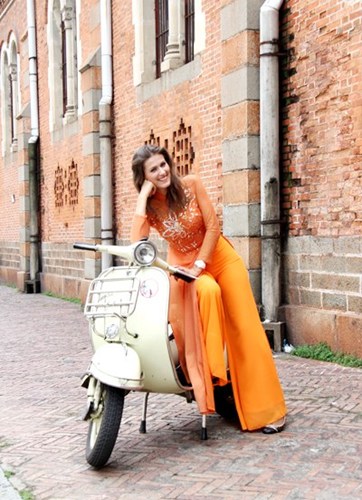 Anna cho biết, cha cô là phi công nghiệp dư nên cô có nhiều cơ hội làm quen với máy bay khi còn rất trẻ.