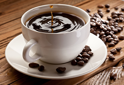 Đồ uống chứa caffeine. Đây là thứ hiển nhiên cấm kỵ với trẻ. Chúng không hề có bất kỳ một loại vitamin hay chất dinh dưỡng nào cho trẻ, ngược lại còn có thể làm bé cảm thấy buồn nôn và nhiều tác hại khác cho Shbet123 Link Vào ShBet Mới Nhất, khiến bé mệt mỏi, khó ngủ.