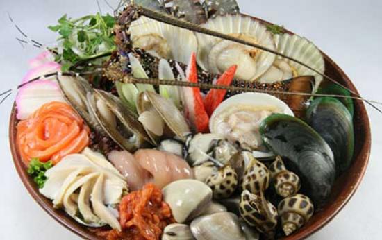 ải sản. Không nên cho trẻ ăn các loại hải sản có vỏ vì có thể tăng nguy cơ ngộ độc ở trẻ.