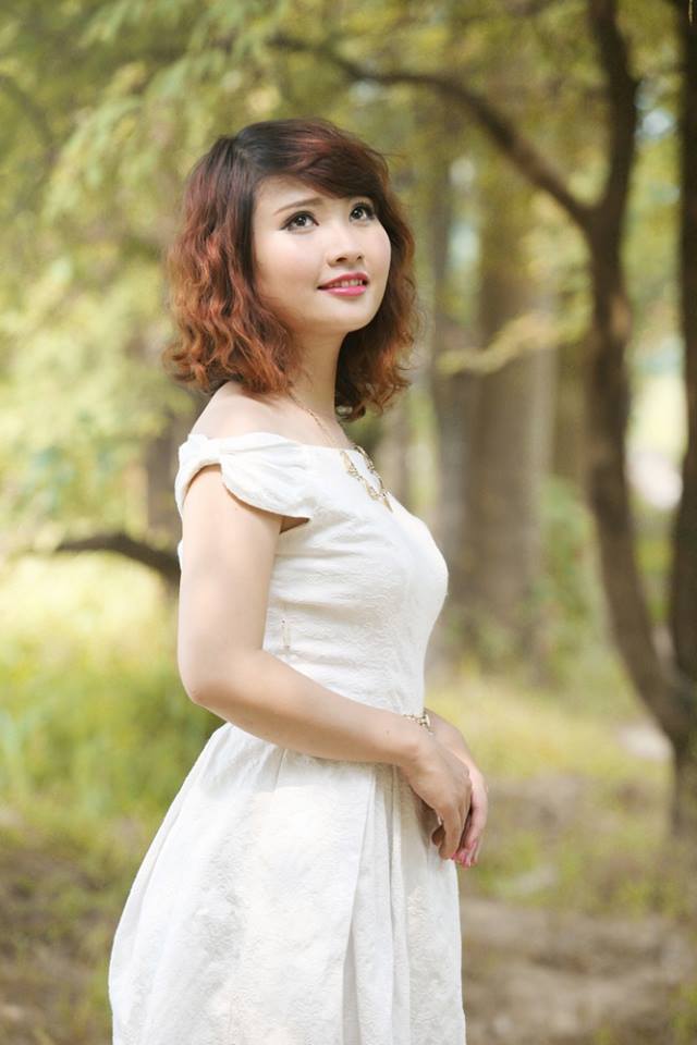 Trà My được mọi người biết đến là một cô gái thông minh và cá tính.
