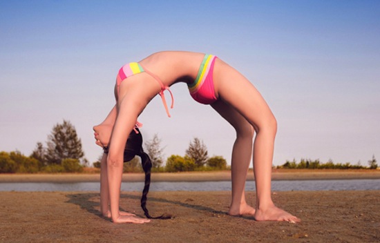 Nghẹt thở ngắm sao Việt khoe thân tập yoga