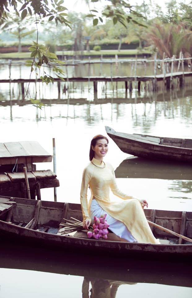 Cô vượt qua nhiều nhan sắc showbiz khác để giành vai nữ chính trong bộ phim Mỹ nhân Sài Gòn. Nhưng đồng thời cô phải đối mặt với hàng loạt scandal.