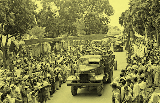 8h ngày 10/10/1954, cánh quân phía Tây xuất phát từ Quần Ngựa. Đó là những chiến sĩ bộ binh của Trung đoàn thủ đô. Đến 9h45 tiến vào Cửa Đông thành Hà Nội.