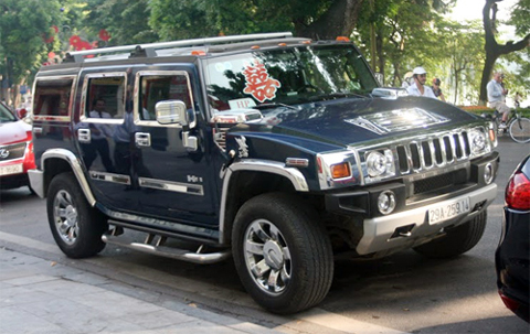 'Chiến binh' off-road sở hữu động cơ V8 cùng ngoại hình cơ bắp.