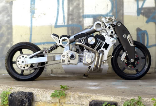 Neiman Marcus Limited Edition Fighter, giá 110.000 USD. Toàn bộ thân xe làm bằng hợp kim nhôm tương tự vỏ máy bay.