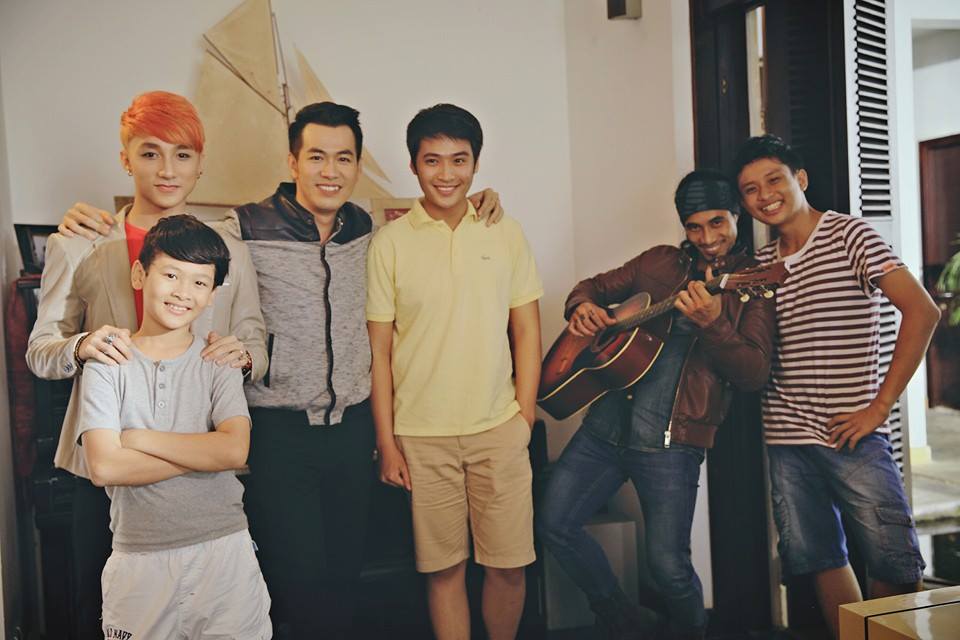 Sơn Tùng M-TP: ' Thế nào mà mình lại thành em út của ông Phạm Anh Khoa và Hồ Trung Dũng thế nhỉ?Một dự án hấp dẫn của Yamaha và Tùng đang chuẩn bị được ra mắt ..!'