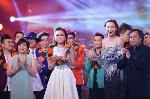 Hồ Ngọc Hà: 'Chúc mừng Giang Hồng Ngọc đã trở thành quán quân Nhân Tố Bí Ân 2014... Một kết quả xứng đáng phải không cả nhà'
