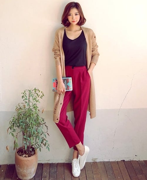 Món đồ này rất thích hợp cho lối mix đồ tối giản đang lên ngôi những mùa thời gian gần đây.