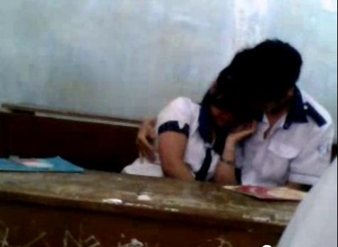 Những cảnh tình tứ của học sinh giờ đây không còn hiếm gặp.
