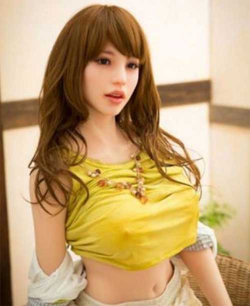 Ngoài ra khớp chân, khớp tay có thể cử động được để đặt ở bất cứ tư thế nào.