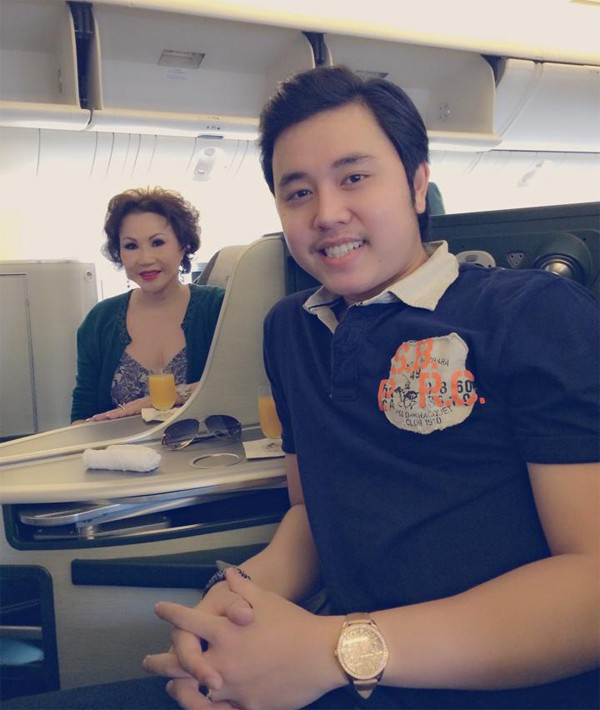Mối tình sâu đậm, hai người thường xuyên đi du lịch cùng nhau.