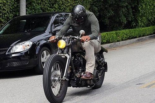 Becks và chú ngựa chiến 93 Knucklehead trị giá 60.000 bảng.