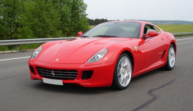 Ferrari 599 GTB Fiorano, mẫu xe mạnh mẽ nhất của Ferrari.