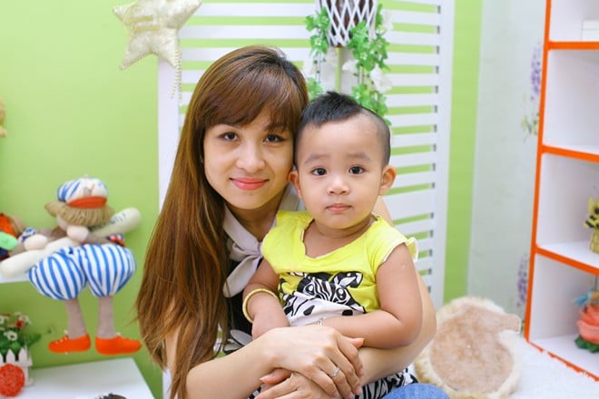 Cậu bé cũng có nhiều nét của Thùy Liên.