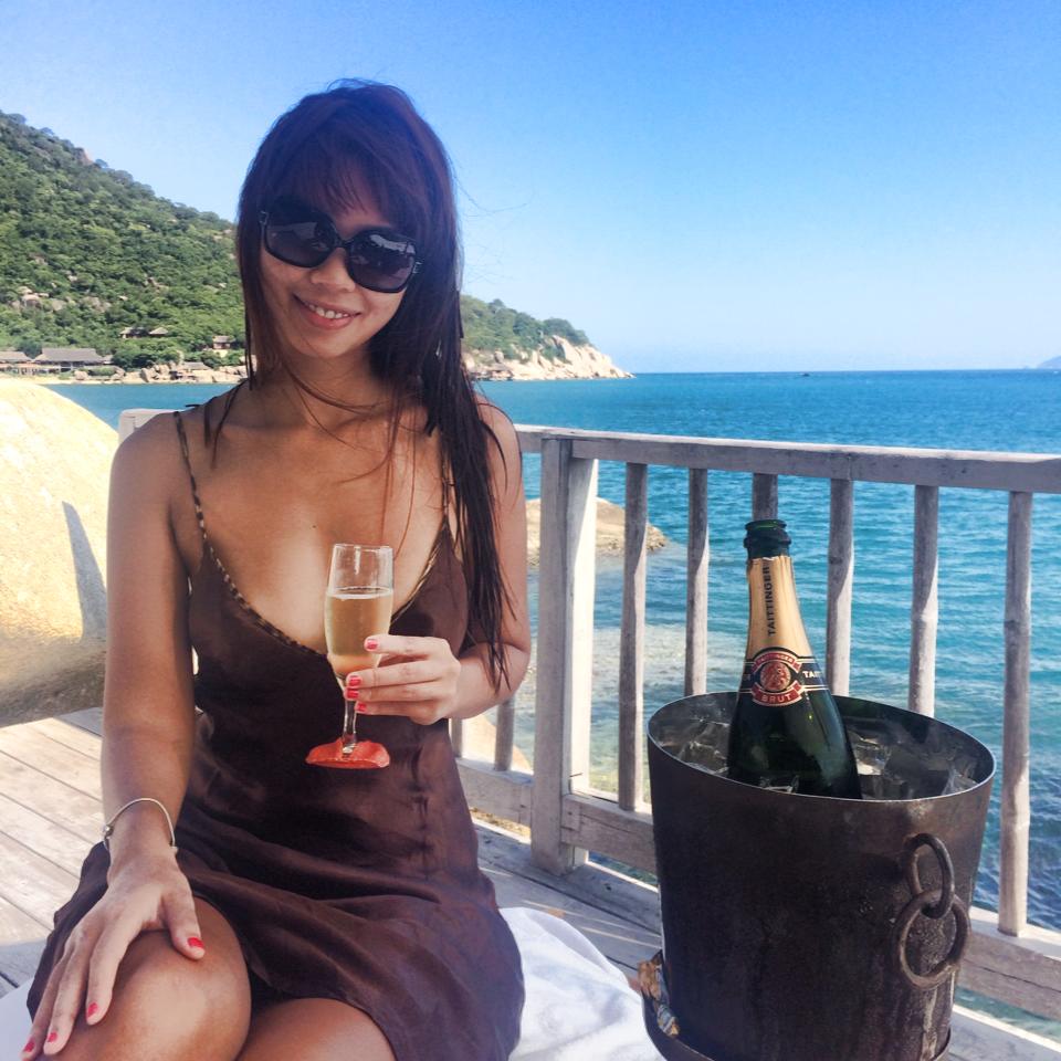 Hà Anh luôn khoe những bức hình gợi cảm và nóng bỏng nhất trên trang cá nhân.