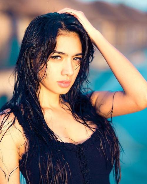 Thu Thảo tham gia cuộc thi không được nhiều sự ủng hộ của công chúng.