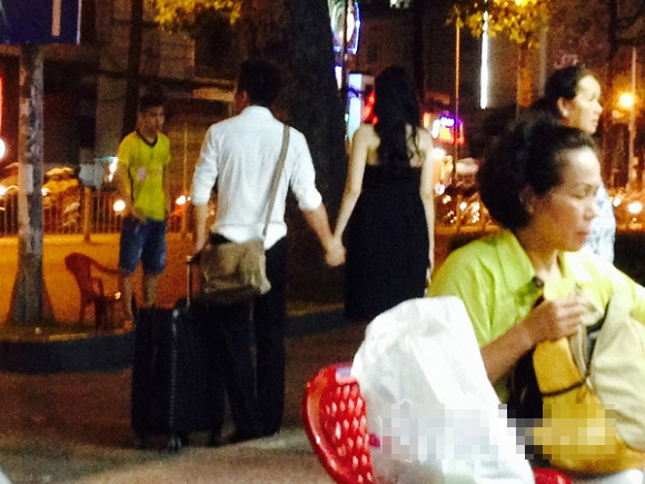 Trong số đó, nổi bật là một bạn nam điển trai, cao to.