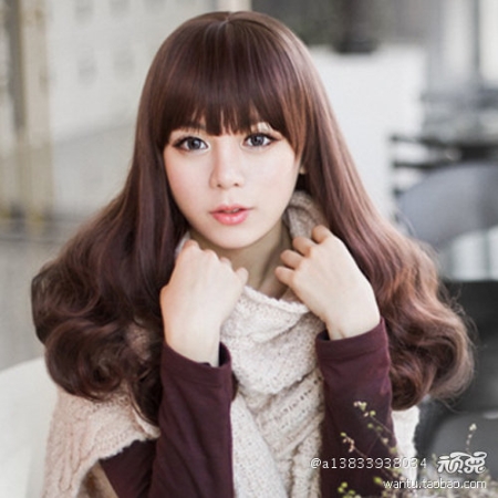 Tóc xoan đuôi mái bằng được giới trẻ rất ưa chuộng.