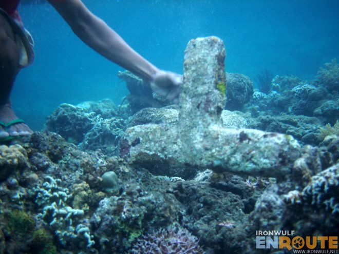 Đảo Camiguin có nguồn gốc núi lửa, bao gồm 4 ngọn núi lửa trẻ chứa những lớp nham thạch lẫn bụi nằm ở phía trên của ngọn núi lửa cũ.