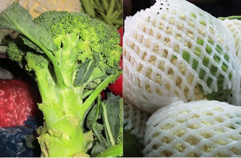 Súp lơ Trung Quốc thường không còn lá hoặc đã bị cắt bỏ hết cuống. Hoa lơ Việt Nam
