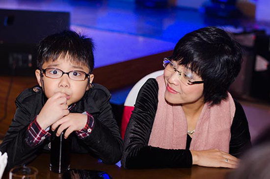 Bé Gia Bảo - con trai đáng yêu của MC Thảo Vân.