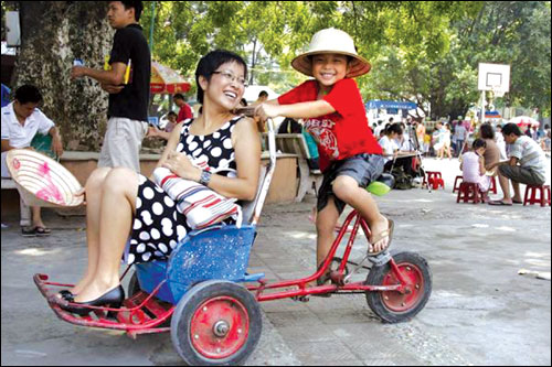 Thảo Vân tiết lộ, con trai cô sống rất tình cảm.