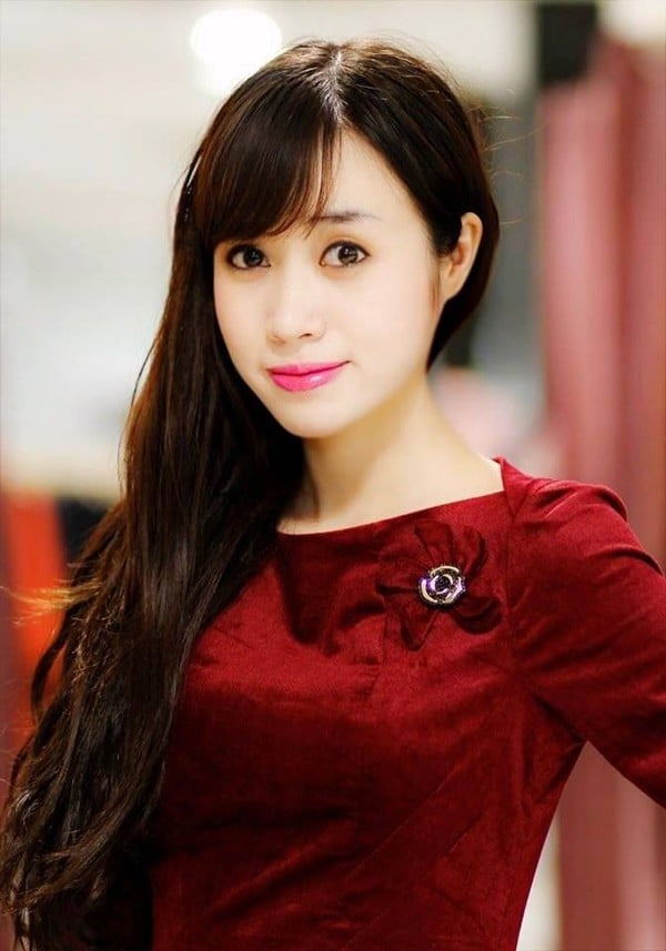 Cô giáo Lan Phương sinh năm 1987 hiện là giáo viên môn Văn, Địa Lí, trường THCS Đoàn Kết (Hà Nội).