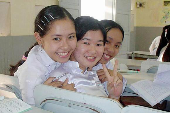 Tường Vy hồi đi học khá giống với hiện tại.