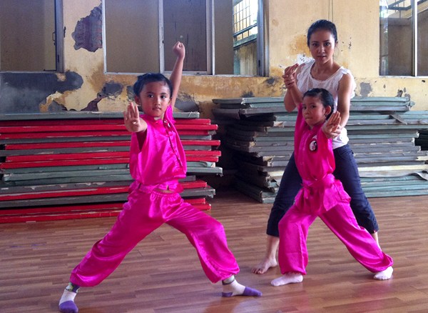 guyễn Thúy Hiền là vận động viên wushu nổi tiếng nhất Việt Nam. Khi mới 14 tuổi (năm 1993), cô đã đoạt chức vô địch thế giới.