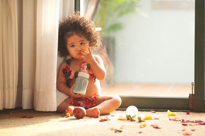 Bộ ảnh được thực hiện dưới góc máy của nhiếp ảnh gia Tâm Bùi cùng với sự chuẩn bị chu đáo của người mẹ đa tài.