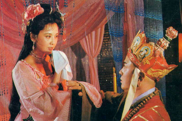 Phải rất lâu sau cô mới tái hôn với một người đàn ông không làm trong ngành giải trí và năm 2005 cũng như hạnh phúc với Shbet111 slot, casino, thể thao, xổ số mới.