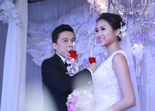Cũng chính vì chênh lệch tuổi tác mà chuyện tình của hai người thực sự được nhiều người ngưỡng mộ, yêu mến.