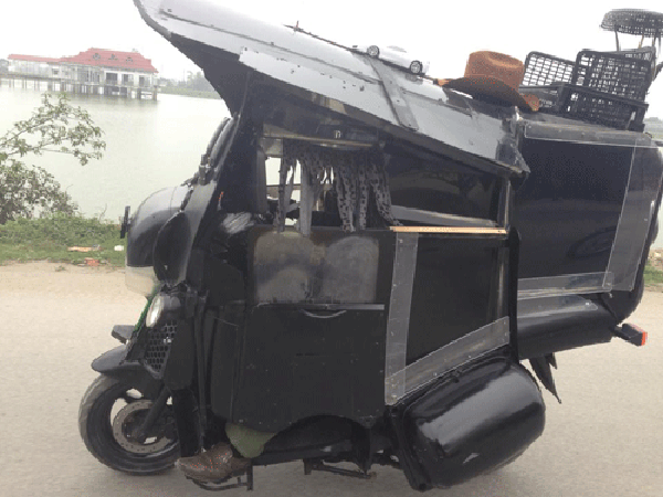 Siêu xe kỳ dị.