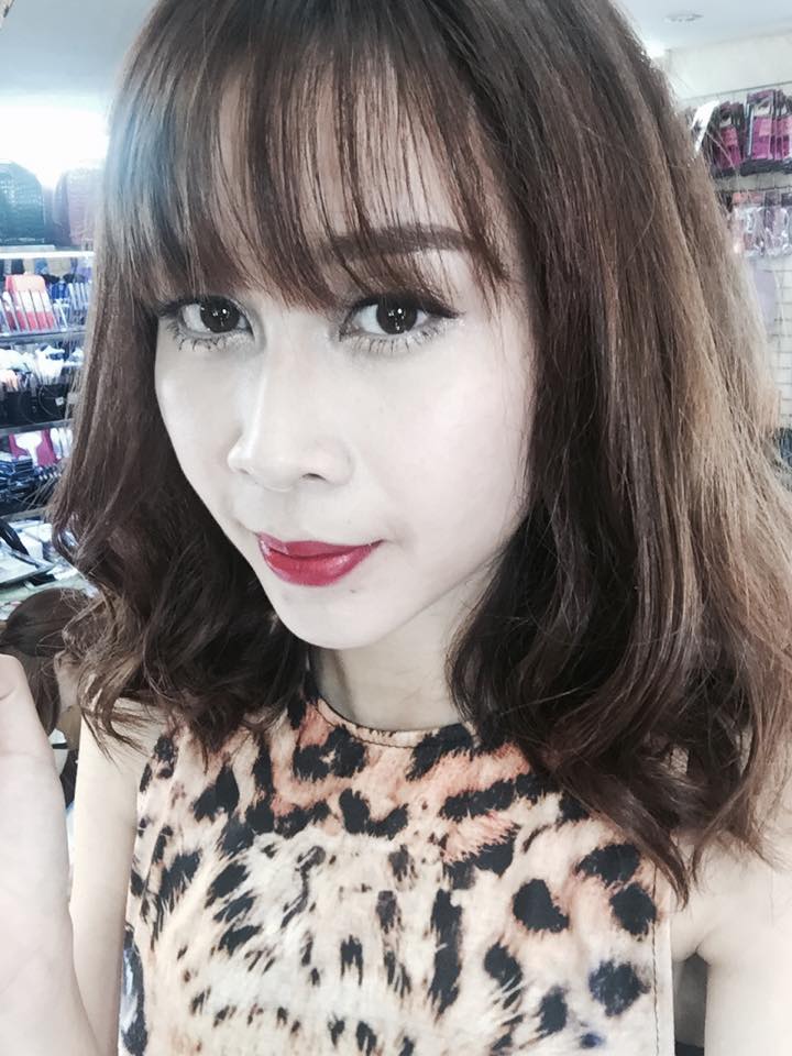 Lưu Hương Giang ngày càng xinh, sành hơn về trang điểm.
