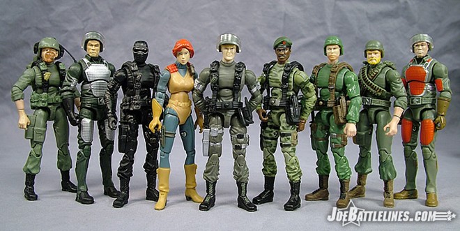 G. I. Joe. Đặc sệt chất Mỹ từ trong ra ngoài, những hình tượng như Joe đã lớn lên cùng nhiều thế hệ trẻ em, và đồng hành trong những trò chơi chơi trận giả.