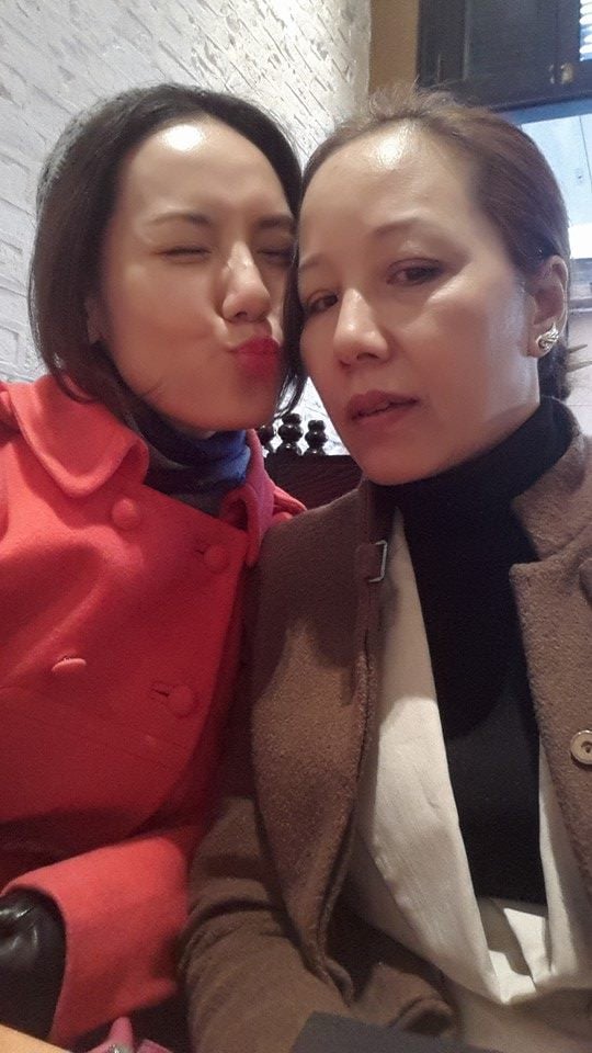 Phương Linh khoe mẹ trên trang cá nhân.