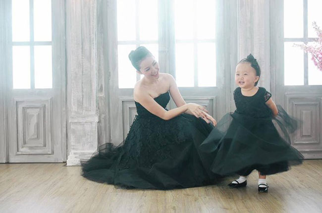 Nổi tiếng là một biểu tượng thời trang của làng giải trí, Linh Nga luôn thể hiện gu thẩm mỹ tinh tế của mình mỗi khi xuất hiện.