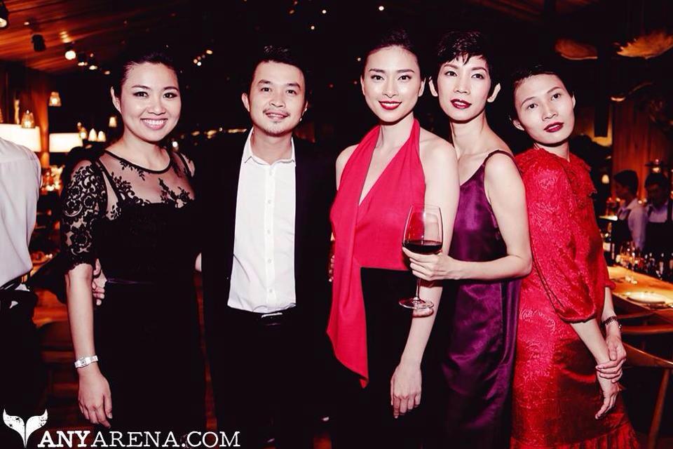 Ngân Khánh tham gia một event cùng những người bạn thân thiết như Xuân Lan, NTK Li Lam, Ngô Thanh Vân...