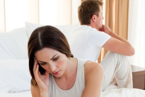 Chồng ngủ với osin đáng tuổi mẹ để trả thù tôi gặp tình cũ