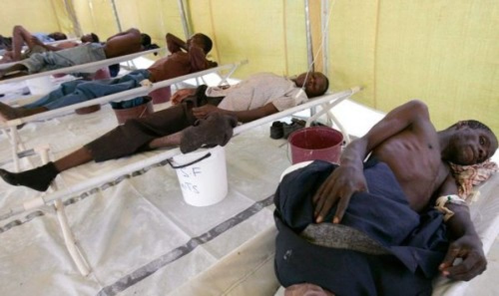 Ebola là một trong số những đại dịch tồi tệ nhất trong lịch sử loài người mà chúng ta có thể kể đến là đại dịch Cái chết đen với bệnh dịch hạch.