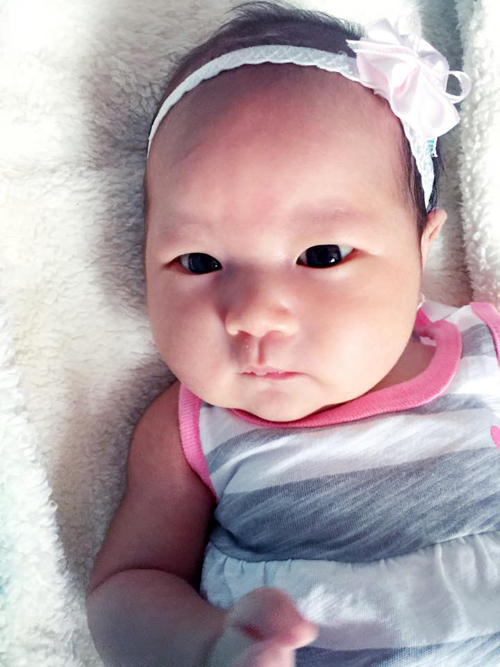 Cô công chúa được vợ chồng nam ca sĩ Lý Hải đặt tên ở nhà là Sunny nhưng tên thật là Nguyễn Tuệ Minh.